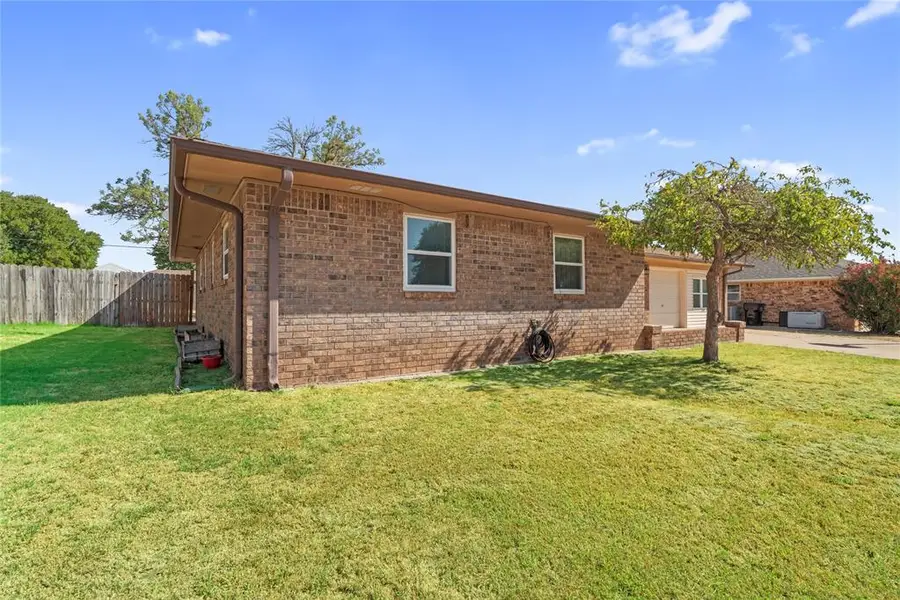 561 Skyview Drive, Watonga, OK 73772 - #2