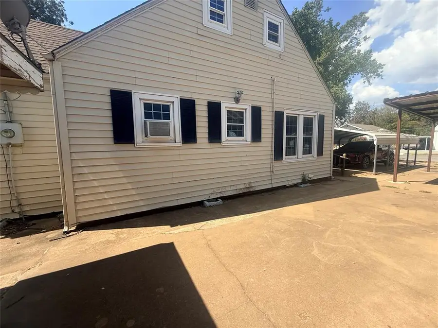 406 W Virginia Avenue, Anadarko, OK 73005 - #2