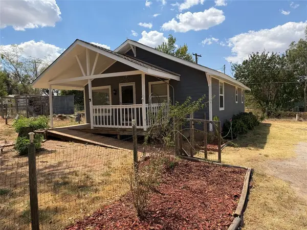 507 E 7th Street, Cement, OK 73017