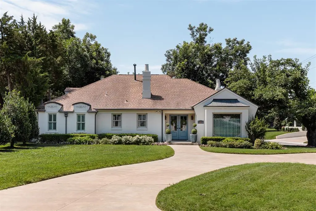 1122 Larchmont Lane, Oklahoma City, OK 73116 - #1