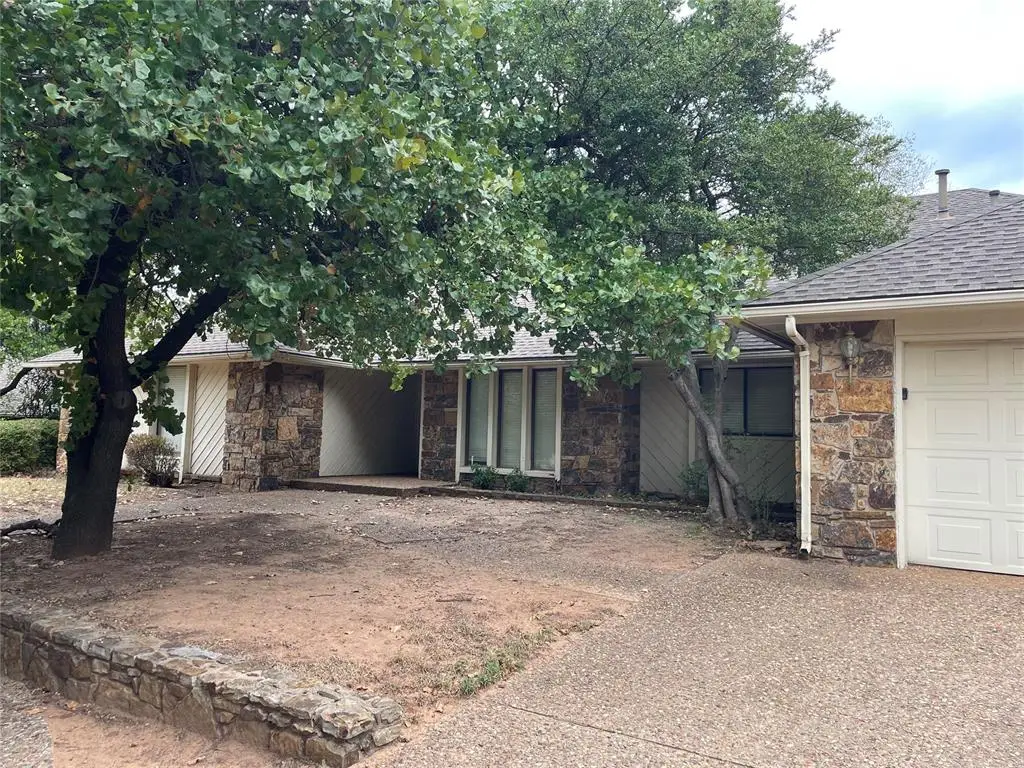 1408 Nighthawk Drive, Edmond, OK 73034 - #1