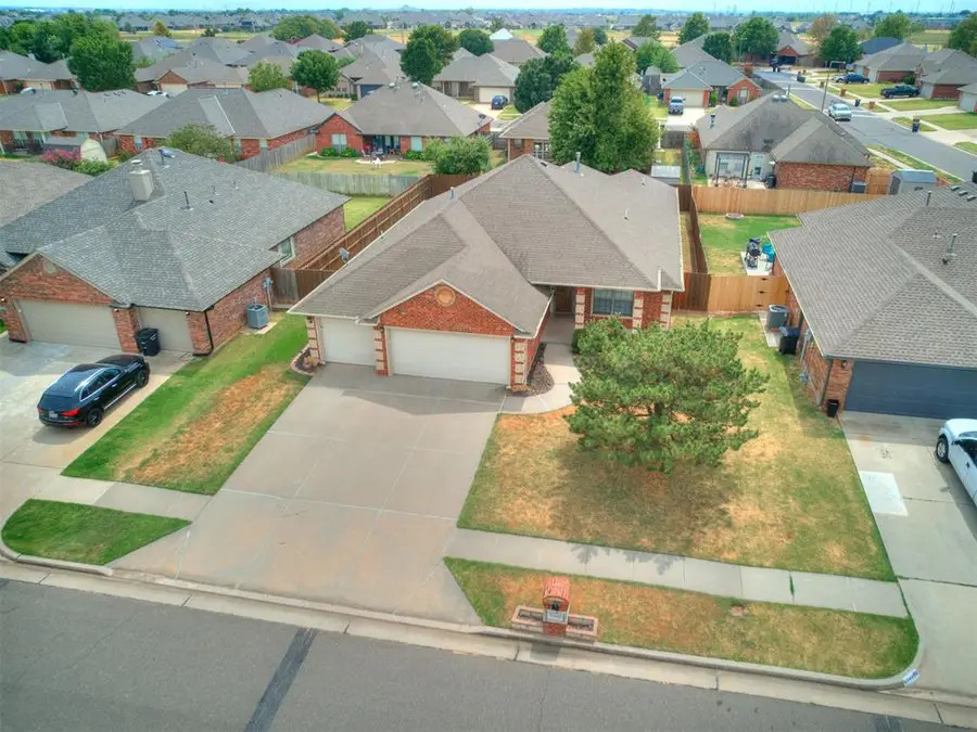 1740 SW 31st Terrace, Moore, OK 73160 - #3