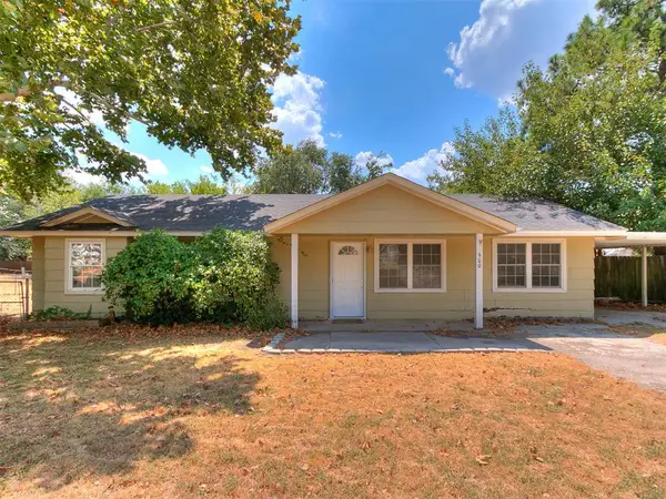 600 E Cherry Street, Noble, OK 73068