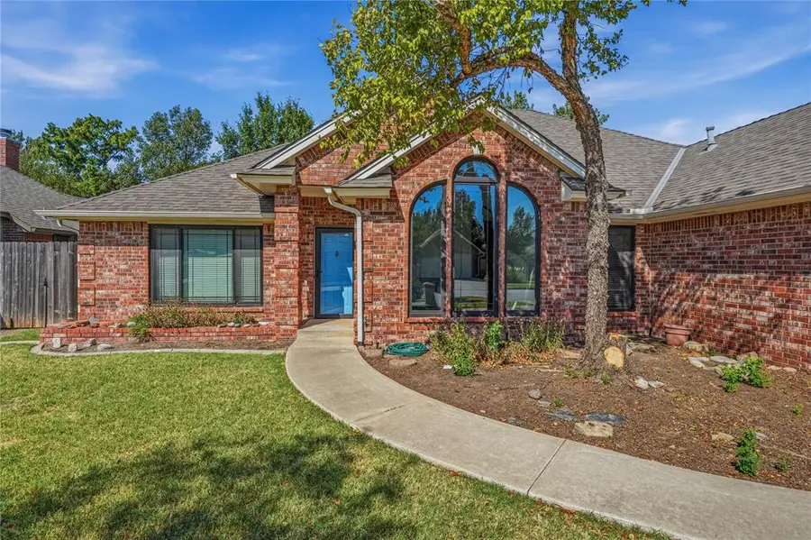 3808 Drawbridge Lane, Norman, OK 73072 - #3