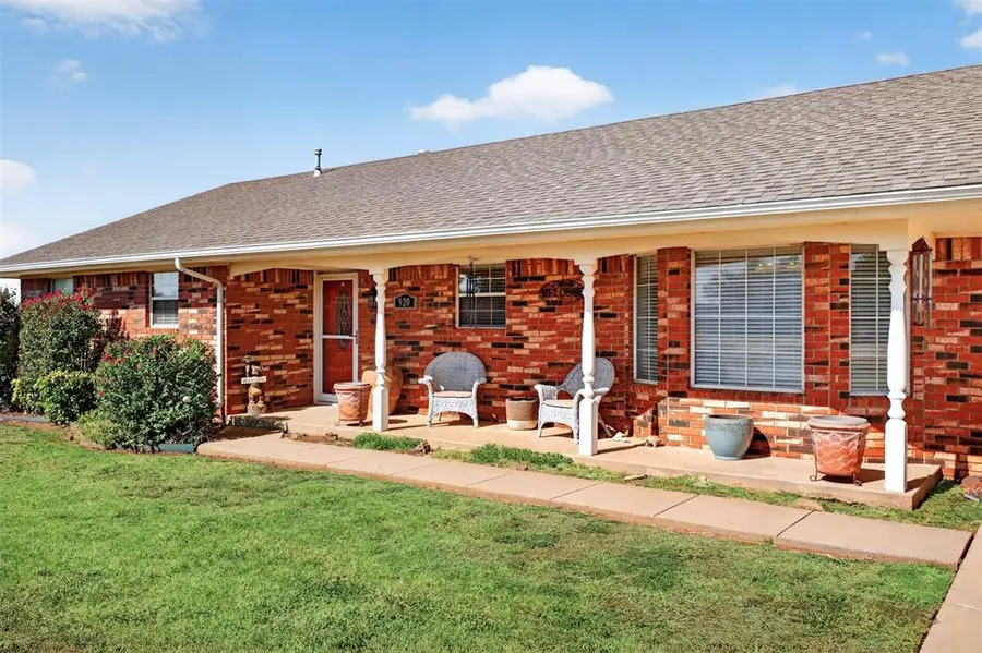920 Mcdonald Terrace, Cordell, OK 73632 - #2