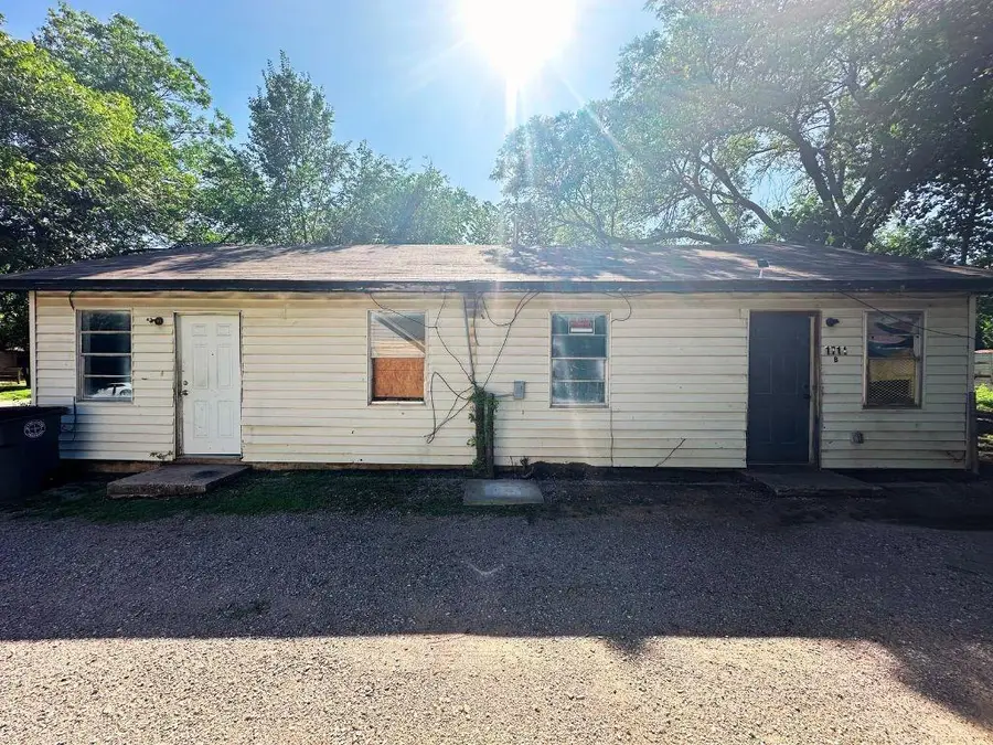 1711 NW Kingsbury Avenue, Lawton, OK 73507 - #2