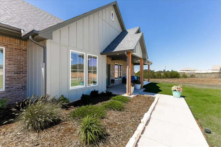 4642 Vista Reach Circle, Edmond, OK 73025 - #2