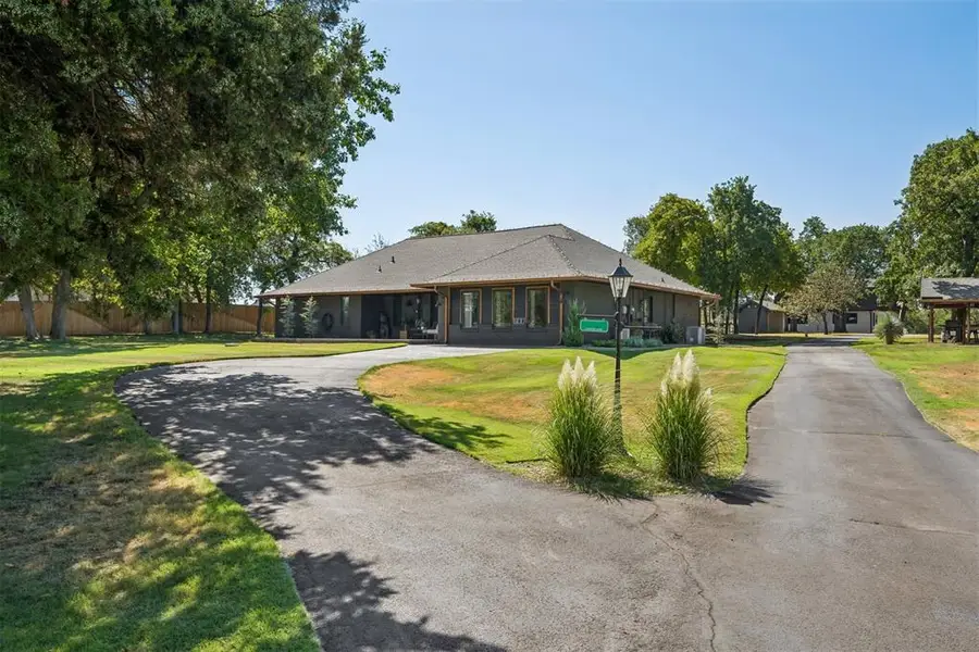 600 Sherwood Lane, Edmond, OK 73034 - #2