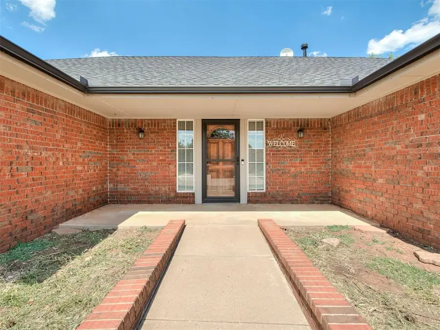 207 W Cherokee Drive, Cashion, OK 73016 - #3
