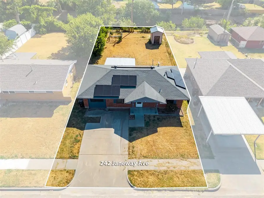 242 S Janeway Avenue, Moore, OK 73160 - #3