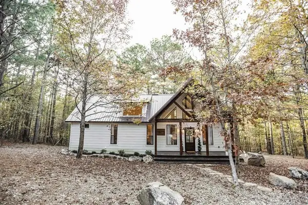 1259 Southern Hills Circle, Broken Bow, OK 74728