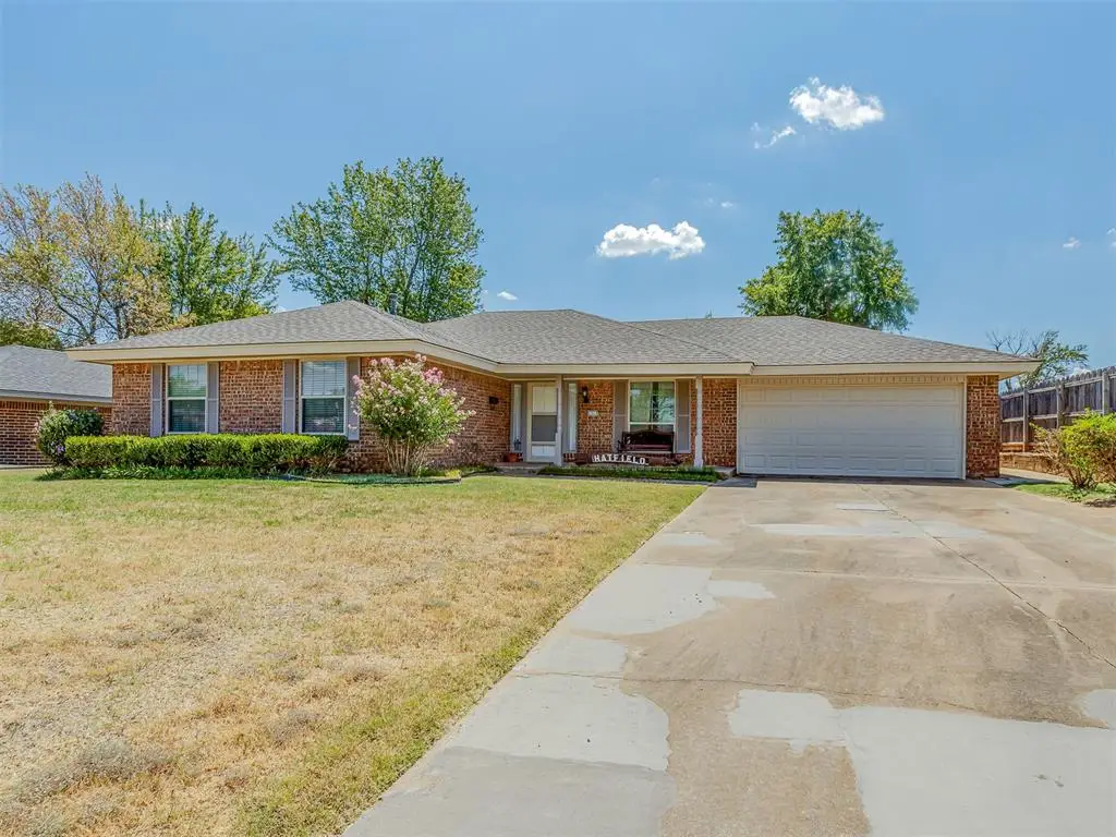 1317 California Avenue, Chickasha, OK 73018 - #1
