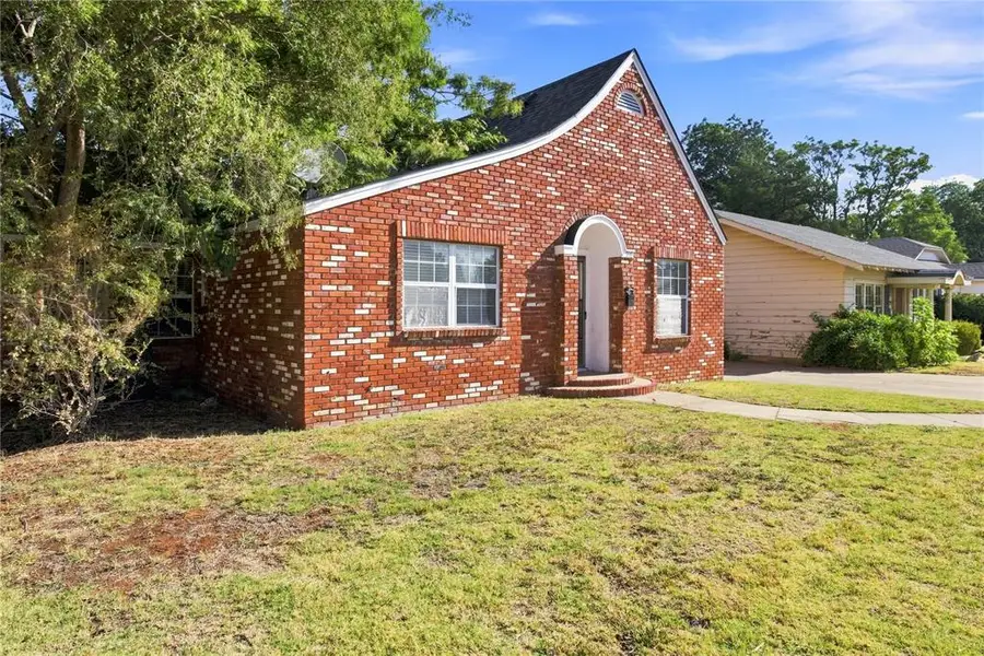 939 W 2nd Street, Elk City, OK 73644 - #3