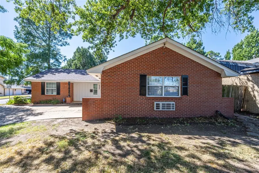 2300 NW 49th Street, Oklahoma City, OK 73112 - #2