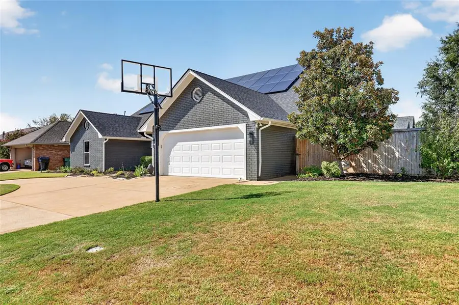 2713 NW 157th Street, Edmond, OK 73013 - #2
