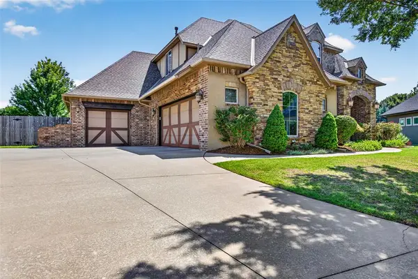 320 NW 151st Place, Edmond, OK 73013