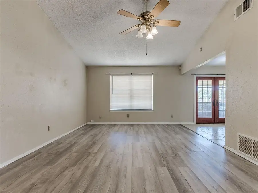 644 Howard Court, Edmond, OK 73003 - #2