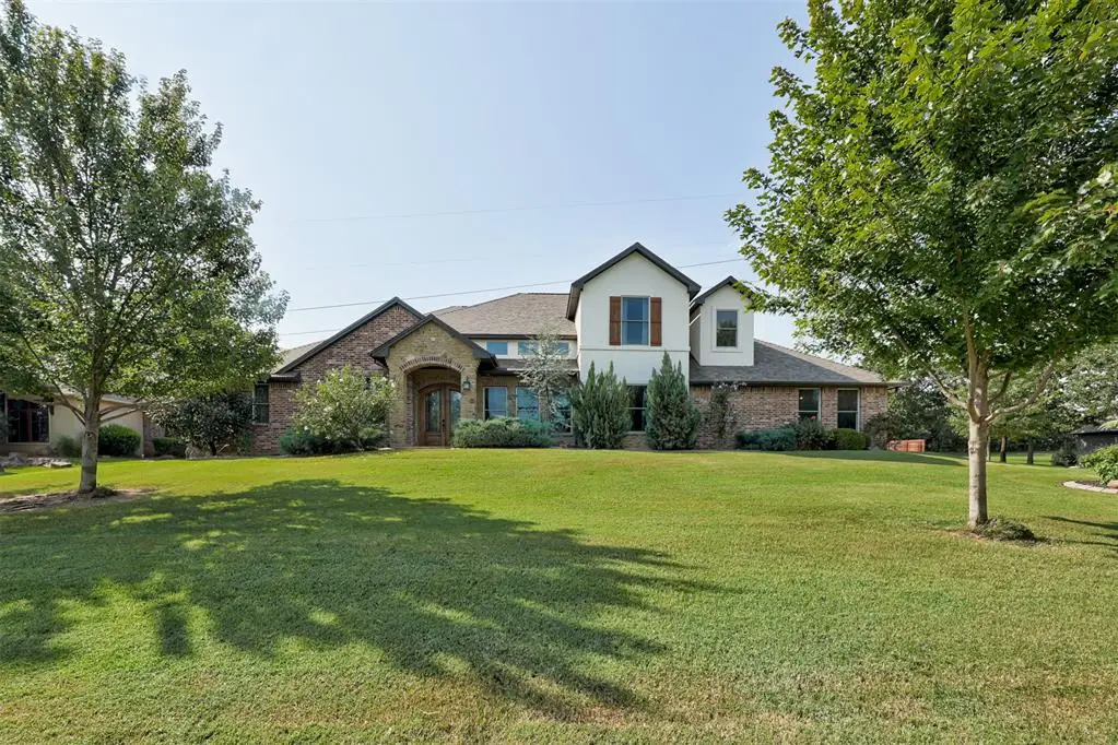 1020 Ascot, Edmond, OK 73034 - #1
