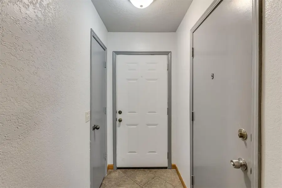 10012 S Clegern Avenue, Oklahoma City, OK 73139 - #2