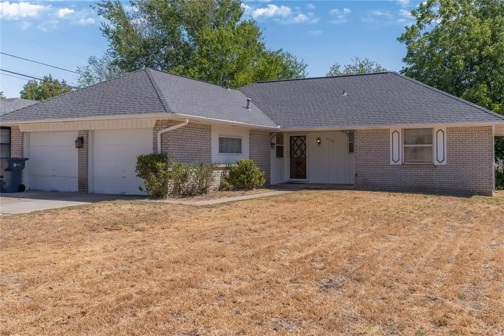 5920 N College Street, Oklahoma City, OK 73122 - #1