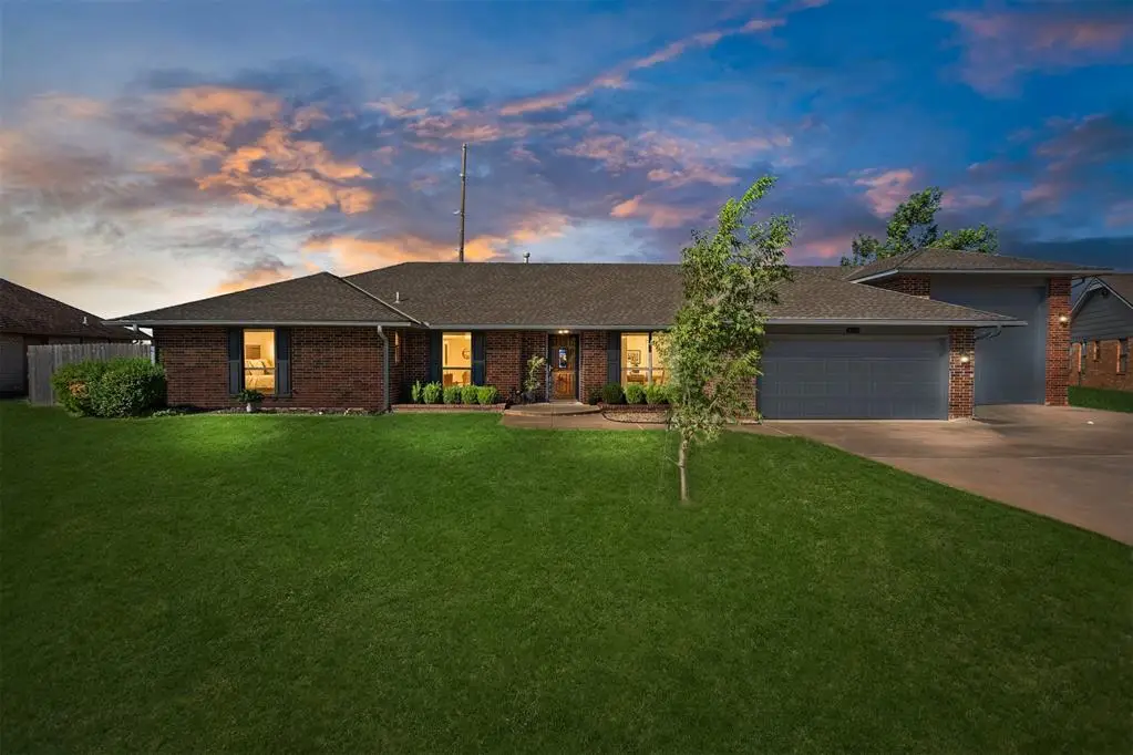 9709 Lakeshore Drive, Oklahoma City, OK 73120 - #1