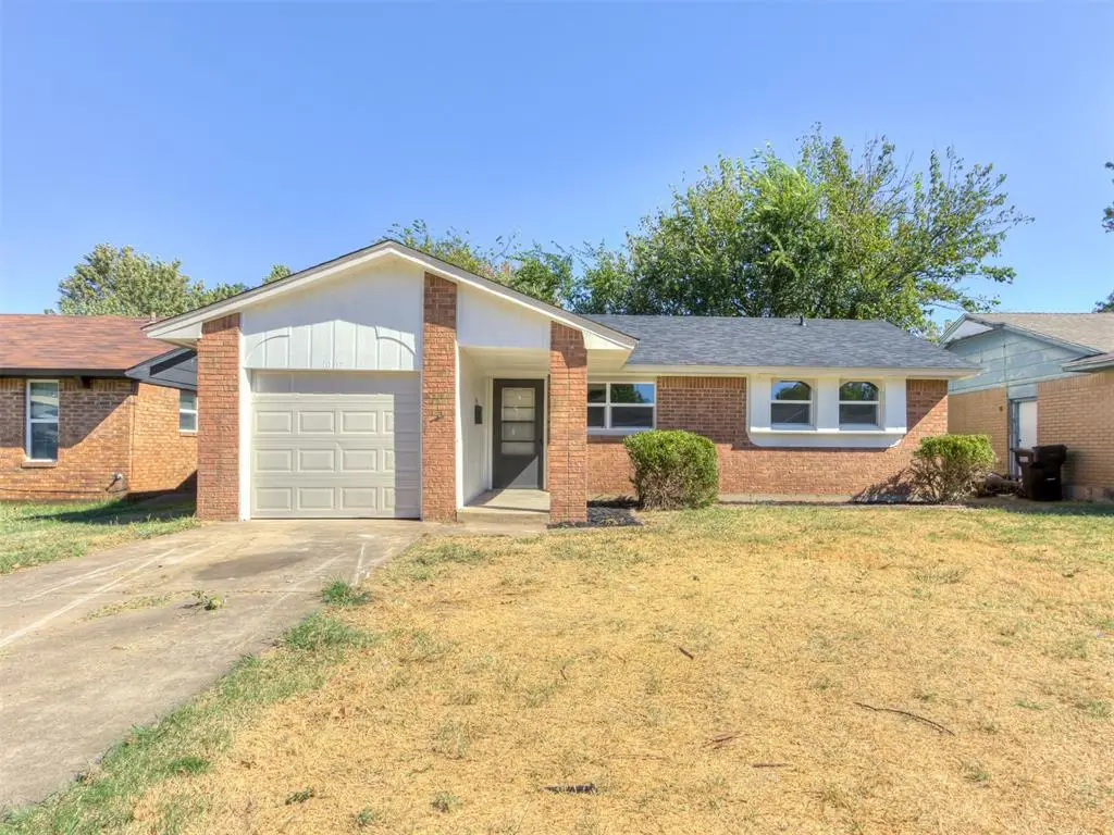 1007 NW 20th Street, Moore, OK 73160 - #1