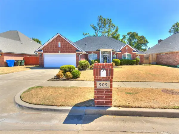 909 Hearthstone, Norman, OK 73072