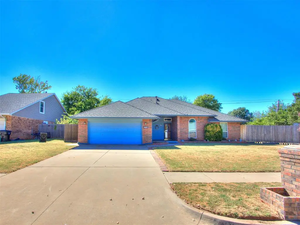 109 S Ramblin Oaks Drive, Moore, OK 73160 - #1