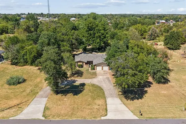 11107 Jeffords Avenue, Choctaw, OK 73020