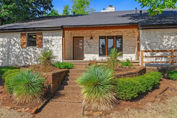 620 Park Place, Edmond, OK 73034