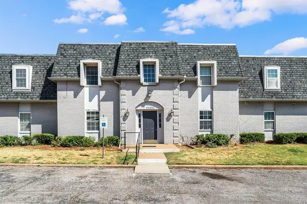 11421 N May Avenue #B, Oklahoma City, OK 73120