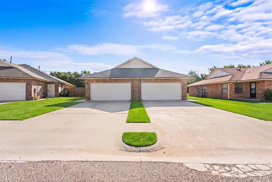 110 Barrett Place #108 & 110, Edmond, OK 73003 - #2