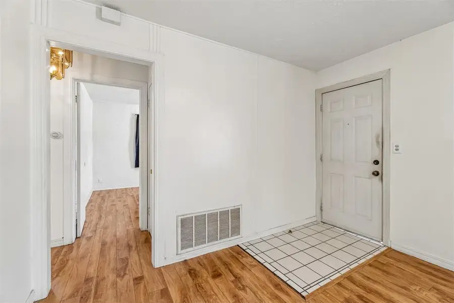 1920 Miramar Boulevard, Oklahoma City, OK 73111 - #3