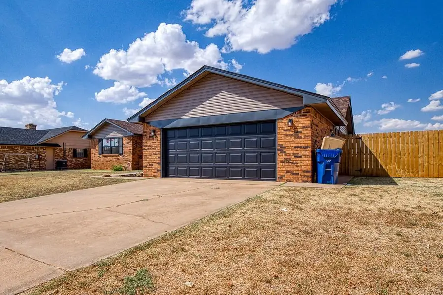 830 Clark Drive, Kingfisher, OK 73750 - #2