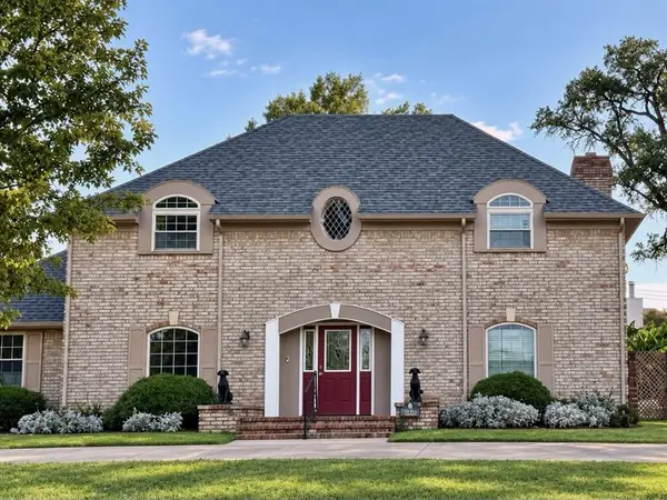 116 Caulder Drive, Chickasha, OK 73018