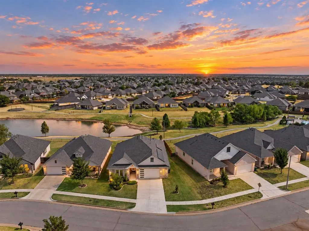 6205 NW 158th Street, Edmond, OK 73013 - #1