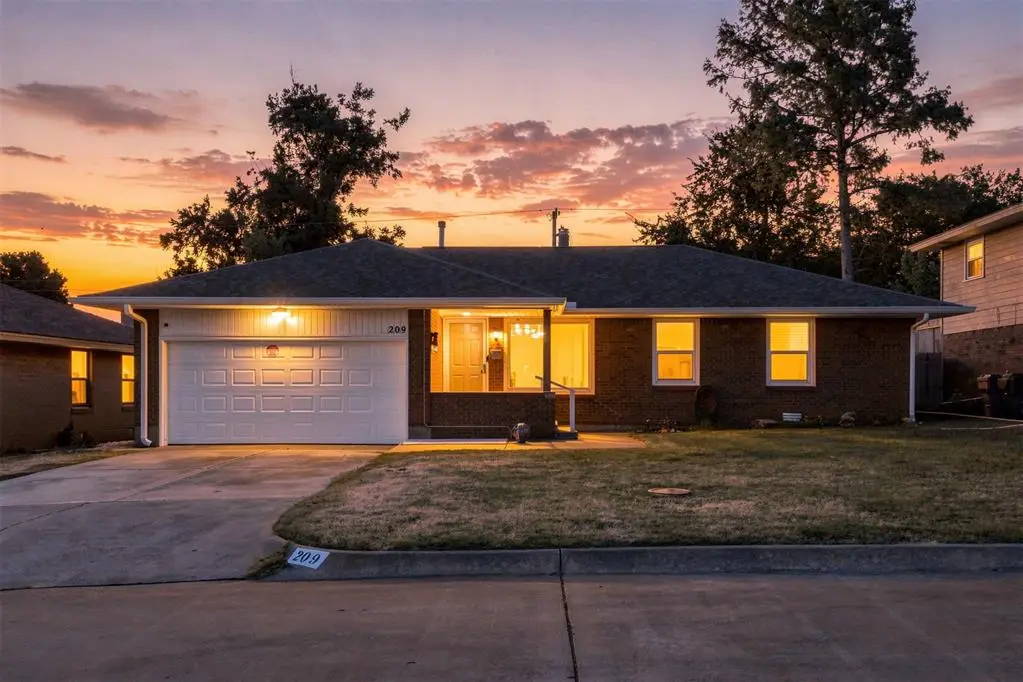 209 W Glenhaven Drive, Oklahoma City, OK 73110 - #1