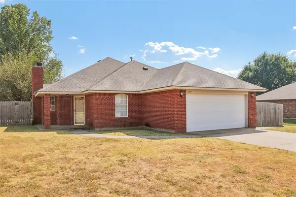 620 NW 21st Street, Moore, OK 73160