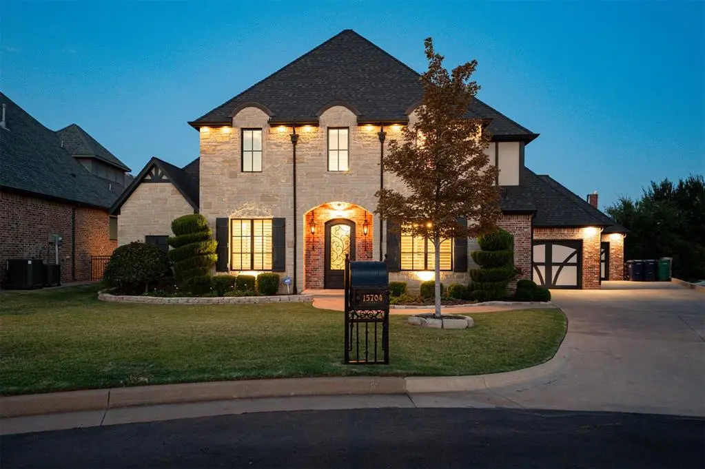 15704 James Thomas Court, Edmond, OK 73013 - #1