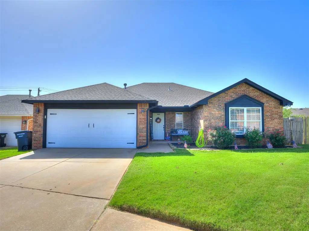 625 SW 38th Place, Moore, OK 73160 - #1