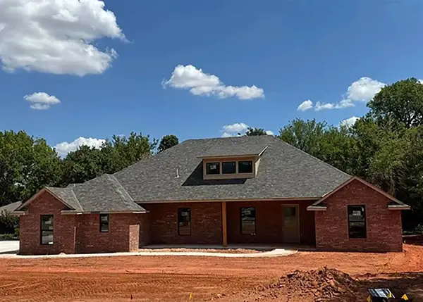 1544 Townsend Glen, Blanchard, OK 73010