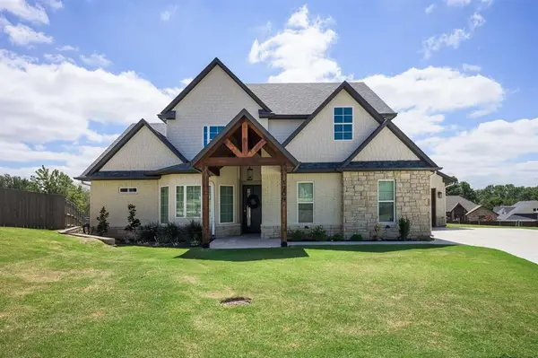 1909 Carleton Lane, Shawnee, OK 74804
