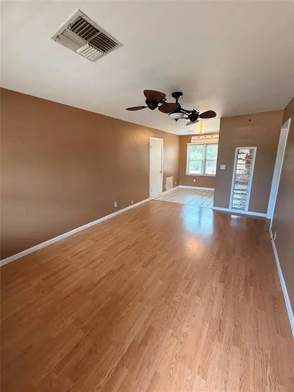 1300 N Park Avenue, Altus, OK 73521 - #2
