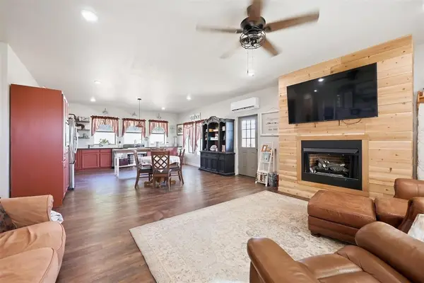 16721 Dover Road, Crescent, OK 73028