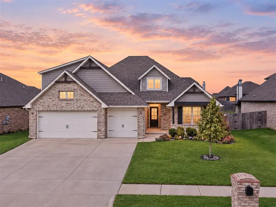 713 Red River Drive, Yukon, OK 73099 - #2