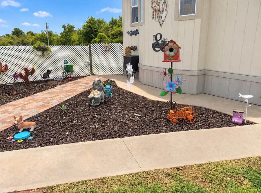 512 N Rockwell Avenue, Newcastle, OK 73065 - #3