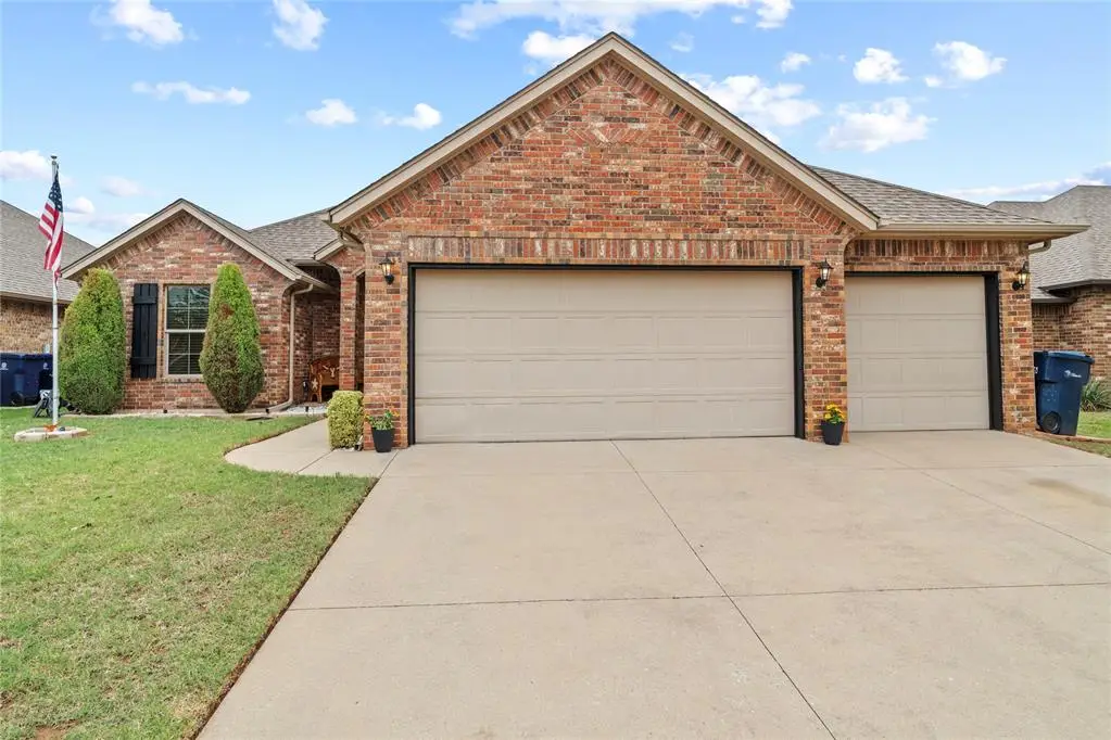 3416 Canton Trail, Yukon, OK 73099 - #1