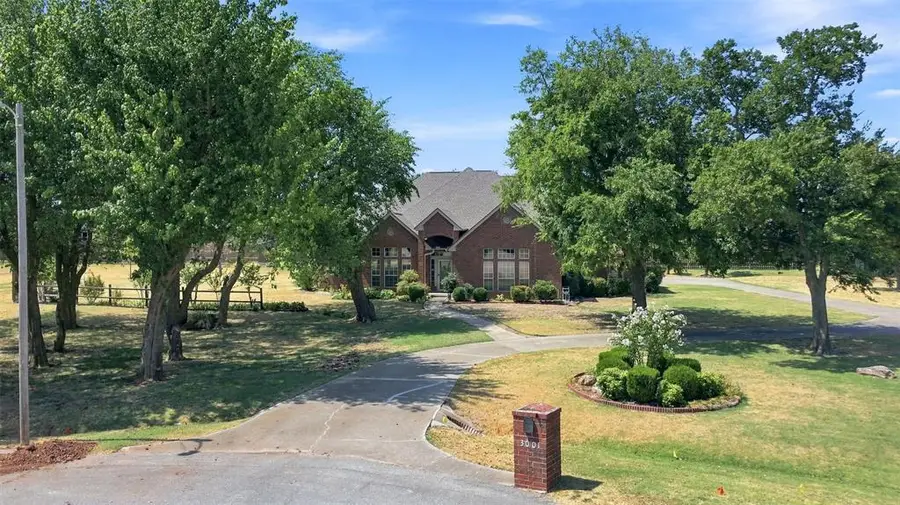 3001 Bradford Drive, Moore, OK 73160 - #3
