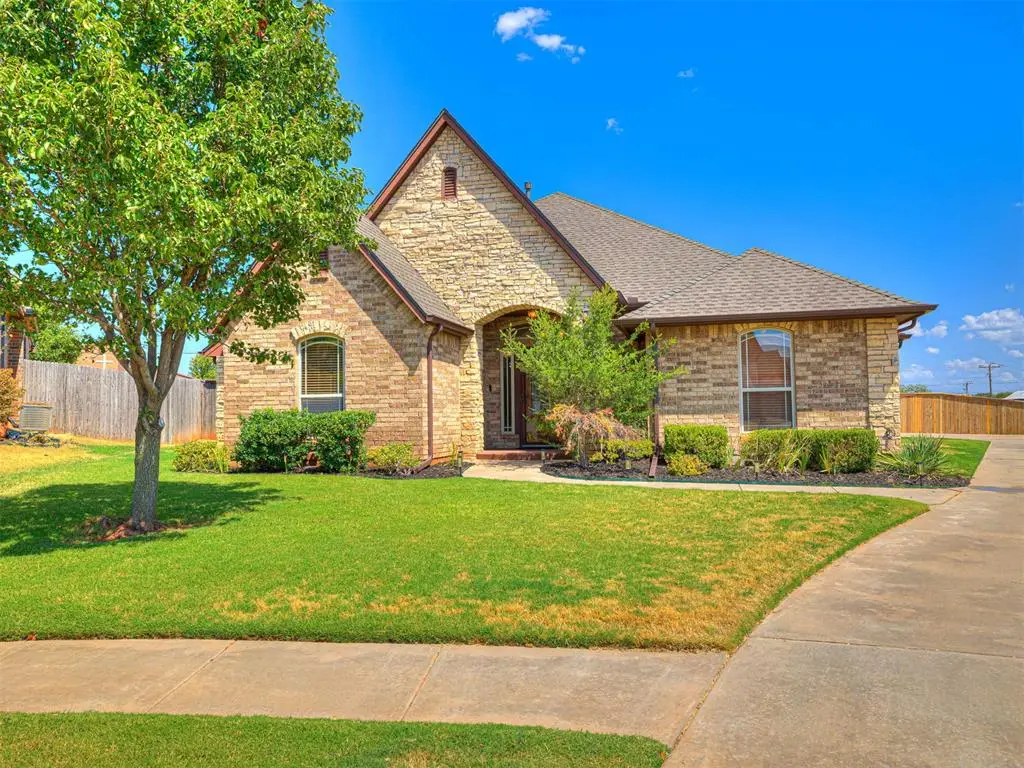 2923 SE 5th Street, Moore, OK 73160 - #1