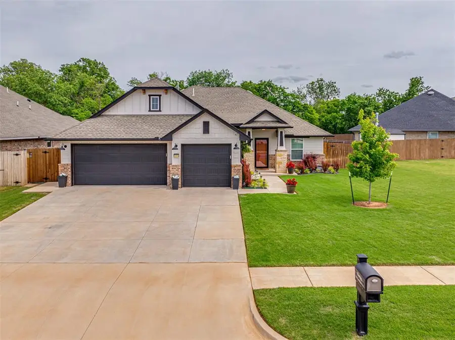 2416 Creek Side Circle, Moore, OK 73160 - #2